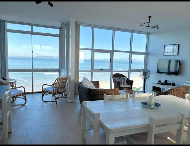 2 BEDROOM APARTMENT TO LET IN STRAND NORTH